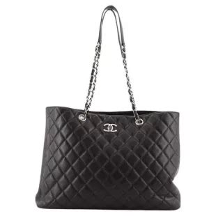 sac fourre tout chanel|sac chanel paris.